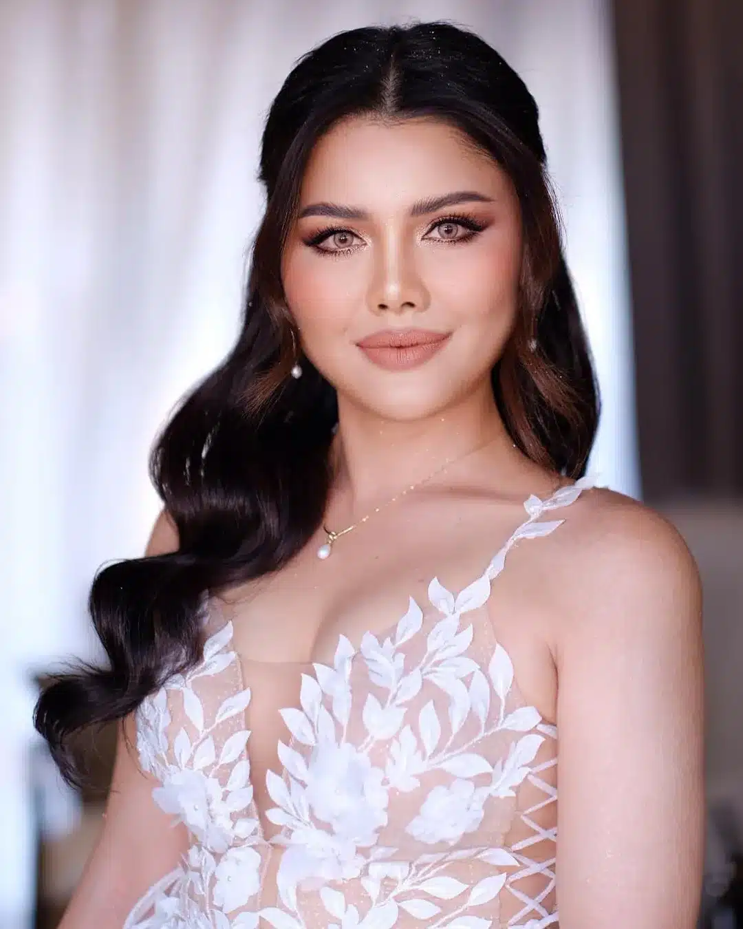 1 บริการแต่งหน้าเจ้าสาว copy 5