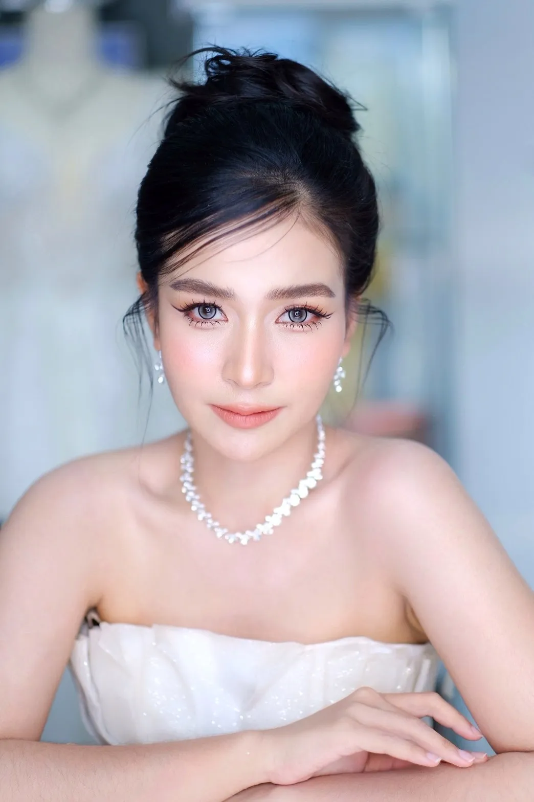 Douyin-Inspired Glam (C-Beauty Trend Bridal) (11)_1_11zon