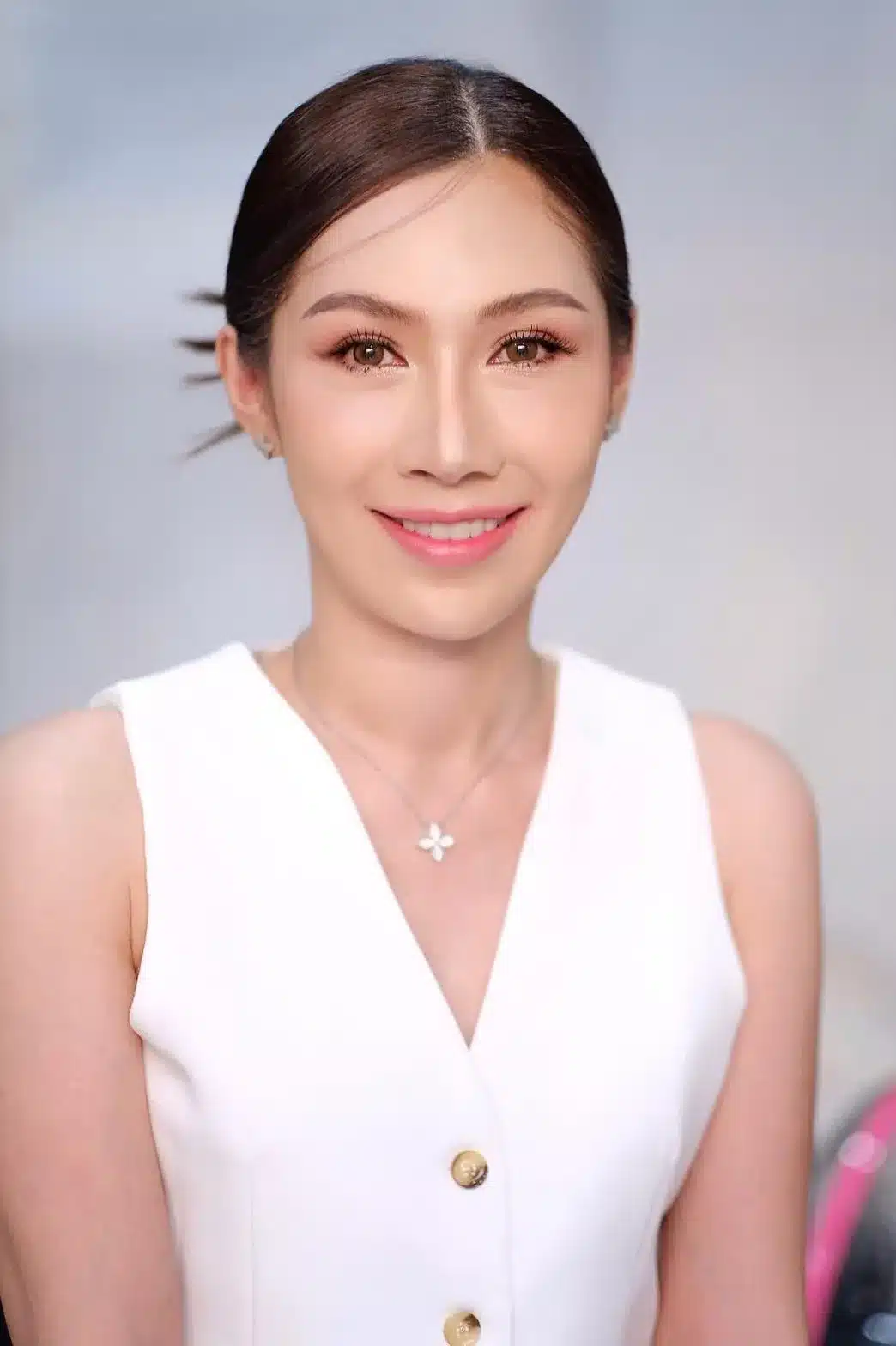 Natural Clean Bridal (3)_4_11zon