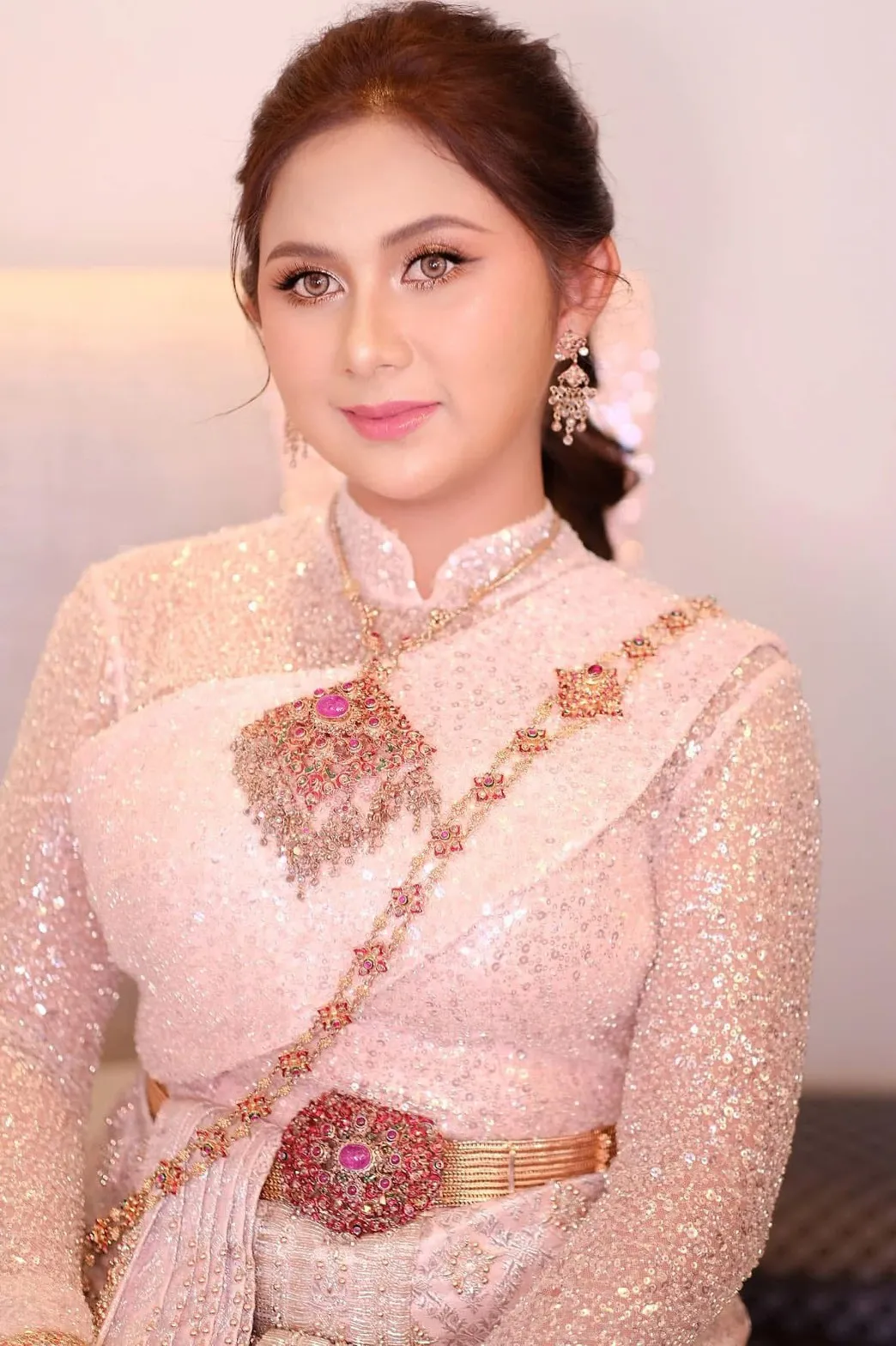 Thai Glam Bridal (1)_3_11zon